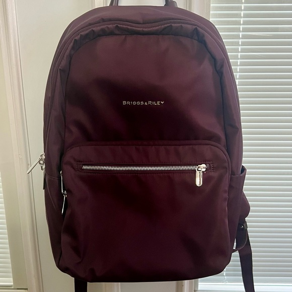 Briggs and Riley Essential Backpack-Plum Excellent conditon - Picture 2 of 13